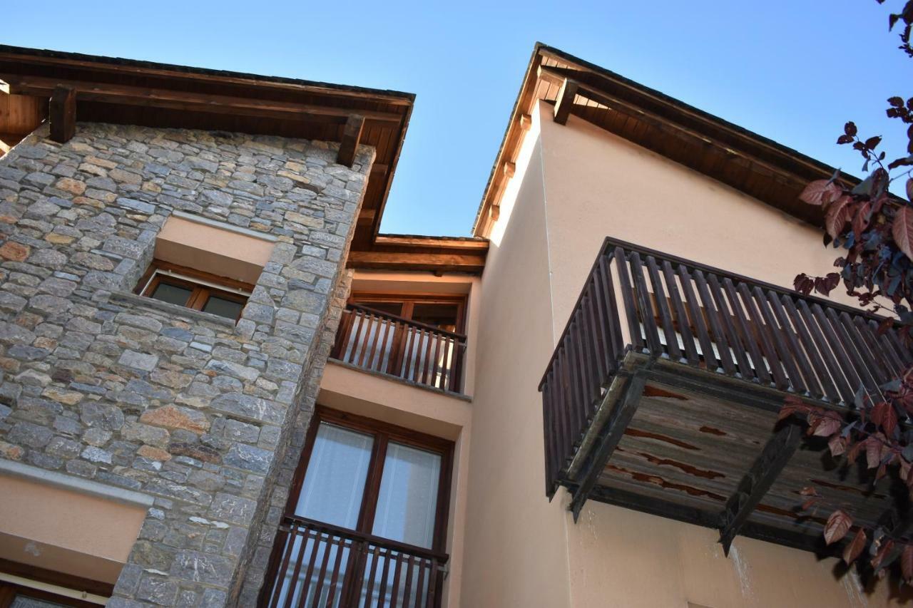Casa Puigcerda Villa Luaran gambar