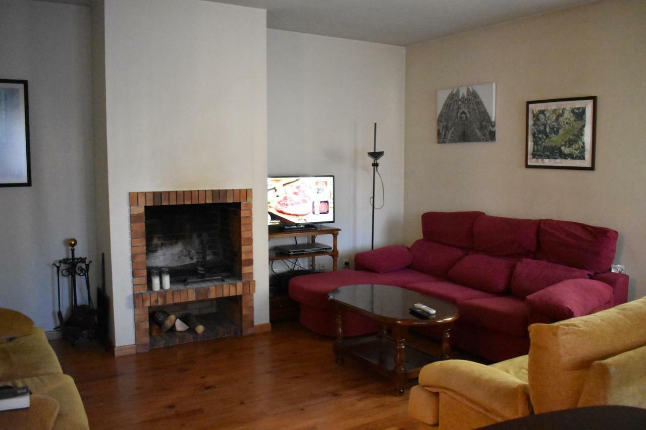 Casa Puigcerda Villa Luaran gambar